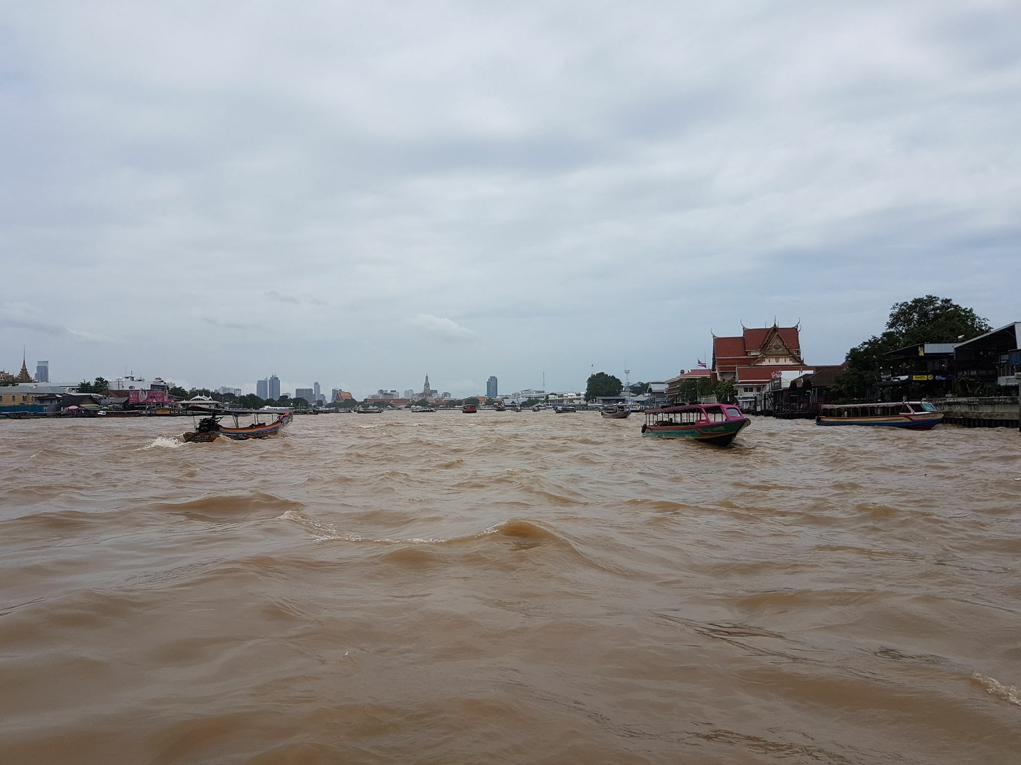 S.E.T Thanmongkol Residence Bangkok Zewnętrze zdjęcie